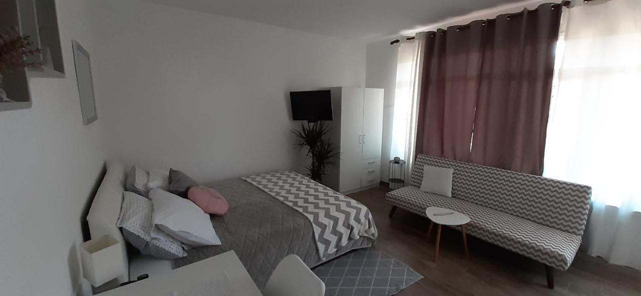 Studio Bianca - Studio With Terrace Near The Sea Sukošan エクステリア 写真